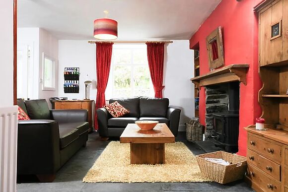 Stone Cottage at Staveley