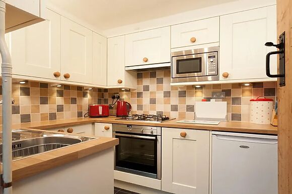 Stone Cottage at Staveley