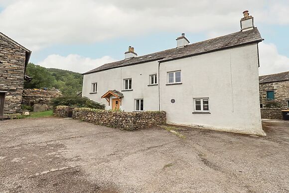 Sleep 8 at Satterthwaite Farmhouse