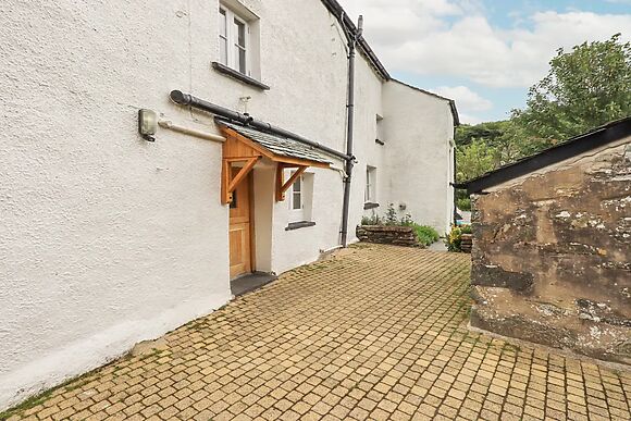 Sleep 8 at Satterthwaite Farmhouse
