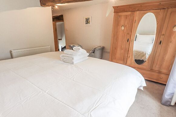 Sleep 8 at Satterthwaite Farmhouse