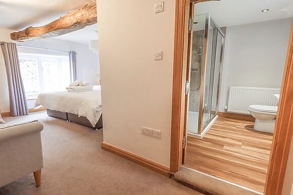 Sleep 8 at Satterthwaite Farmhouse