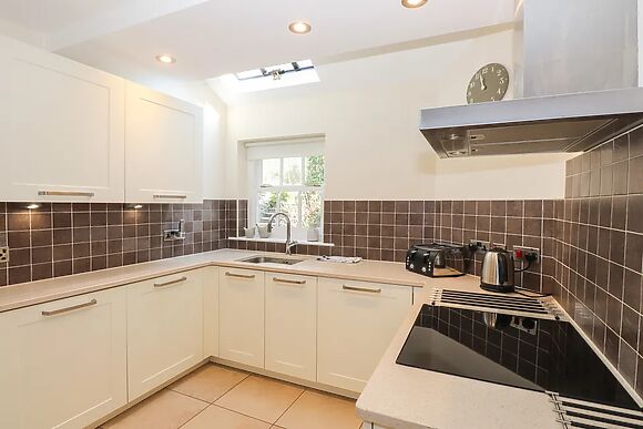 1 Hodge Howe Cottage