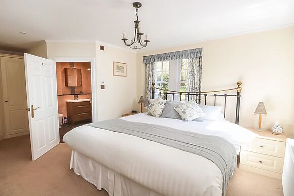1 Hodge Howe Cottage