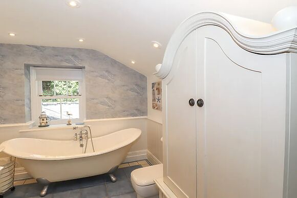 1 Hodge Howe Cottage