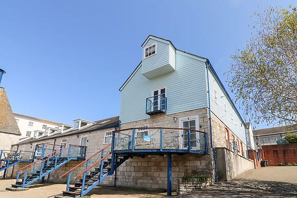 Santiago House