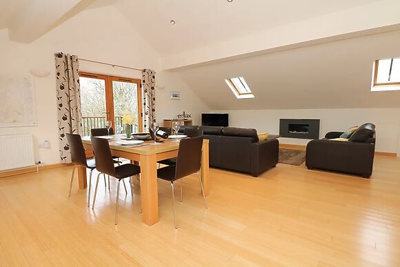 Cholwell Barn Apartment