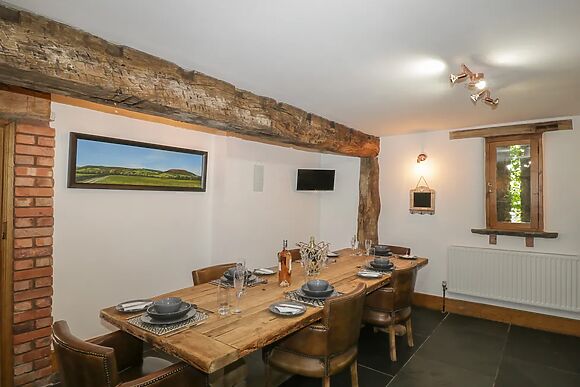 Pentre Barn