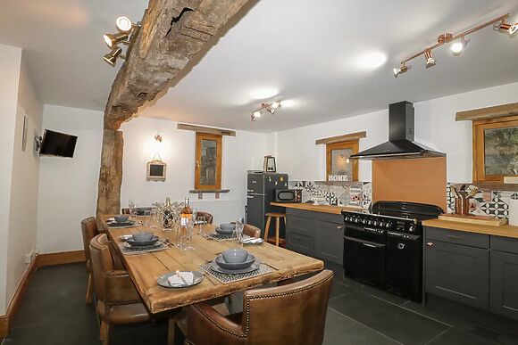 Pentre Barn