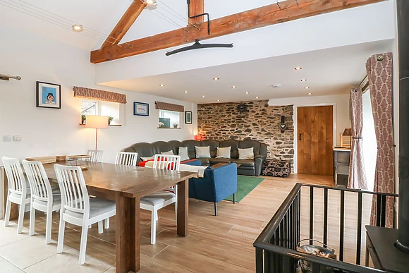 Y Granar (The Granary