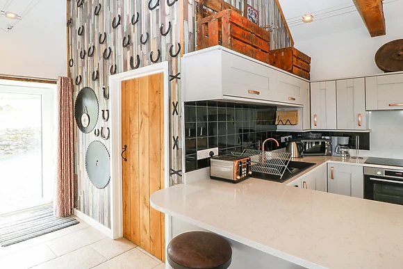 Y Granar (The Granary