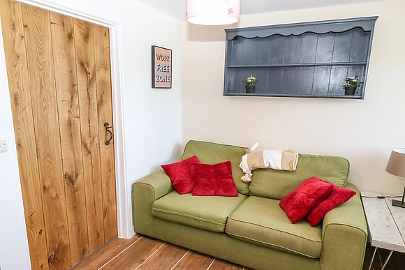 Y Granar (The Granary