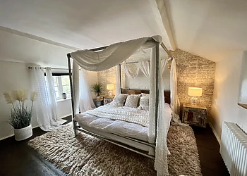 Coupling Cottage