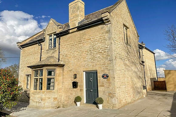 Kylemore Railway Cottage