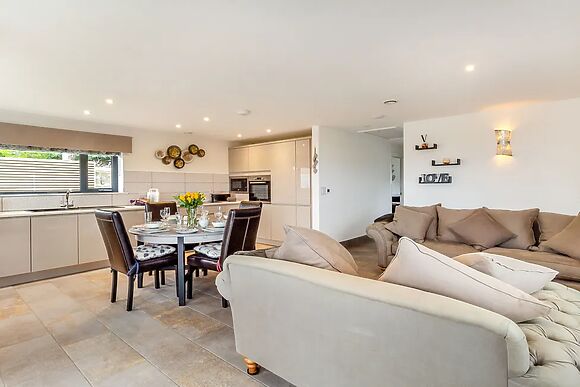 Secret Kingdom Cottage