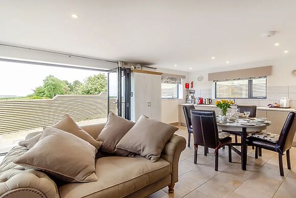 Secret Kingdom Cottage