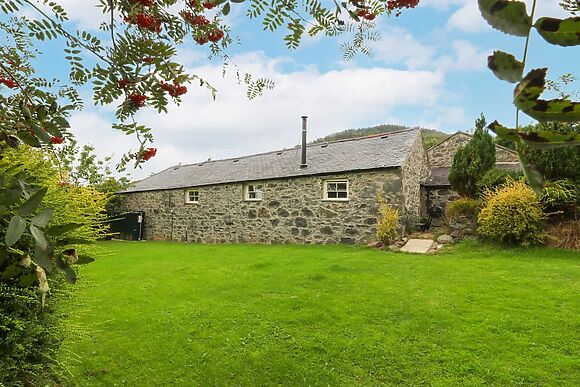 Nant Bach