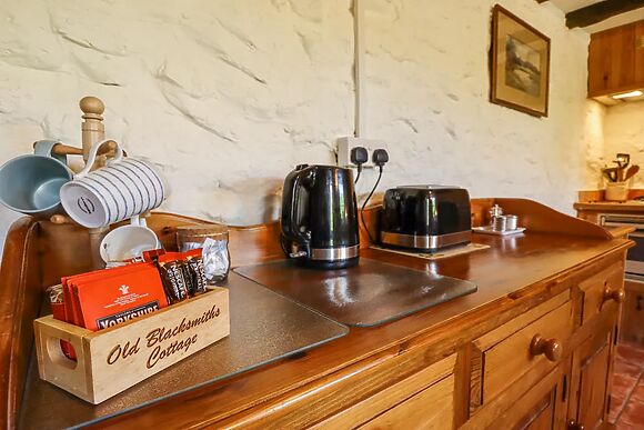 Old Blacksmiths Cottage