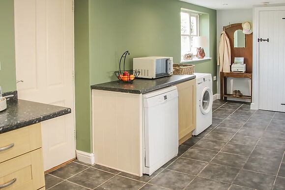 1 Royal Oak Cottages