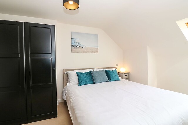 Harbour Reach 6