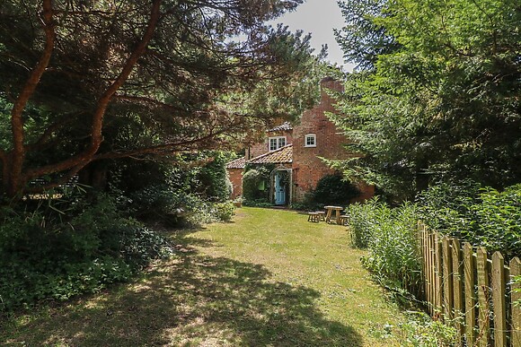 Sunny Cottage