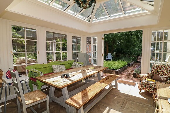 Sunny Cottage