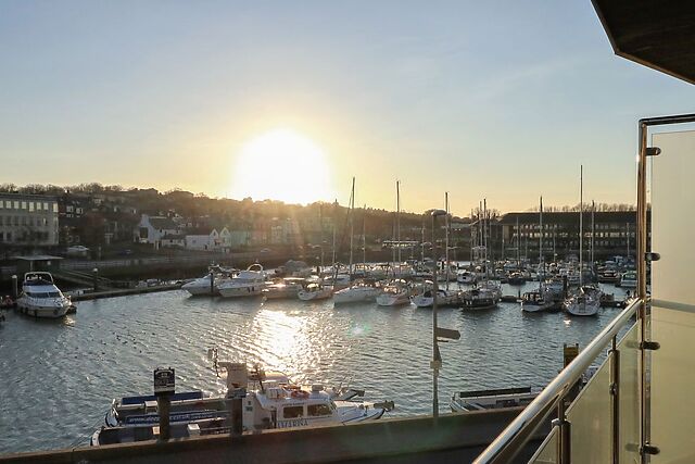 Harbourside Haven Apartment 4