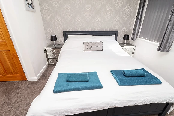 No.6 at Sunset Lodge