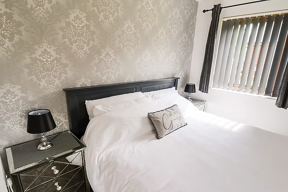 No.6 at Sunset Lodge