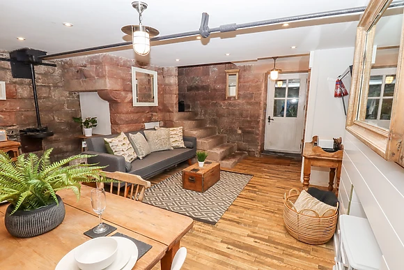 Horton Lodge Boathouse