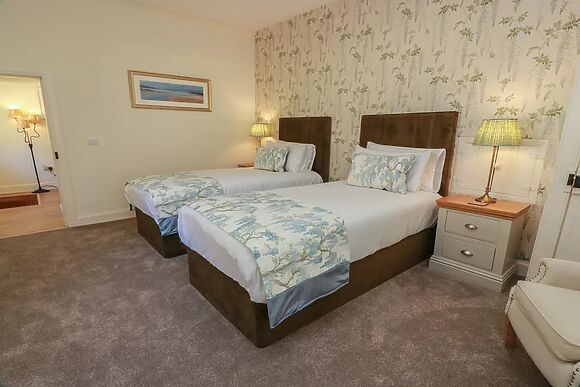 Culzean Castle At Ardlochan Lodge