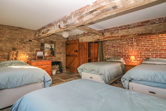 Wyndell Cruck Cottage