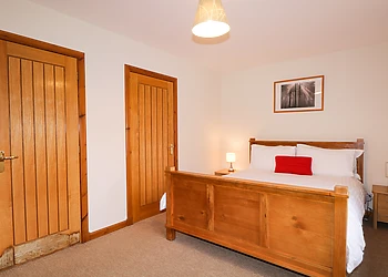 Fersit Log Cottage