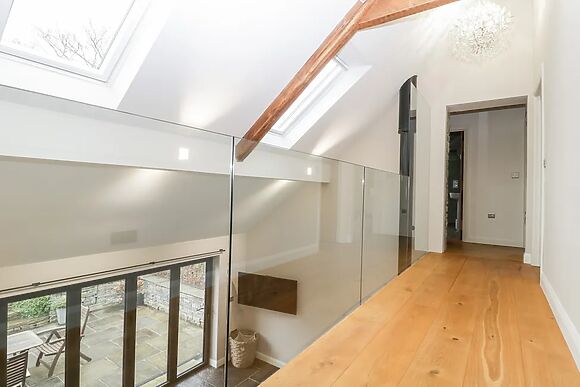 Willow Barn