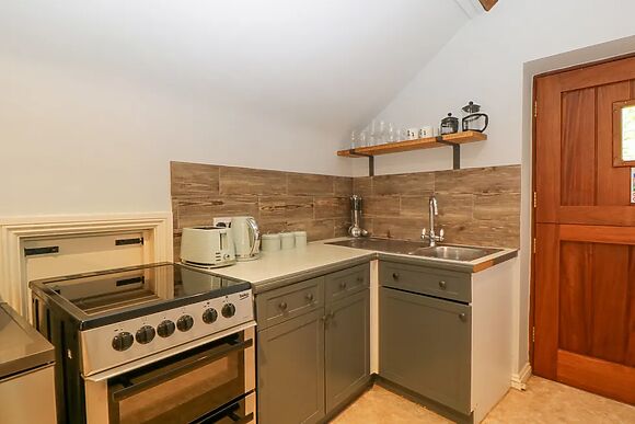 The Coach House Apartment