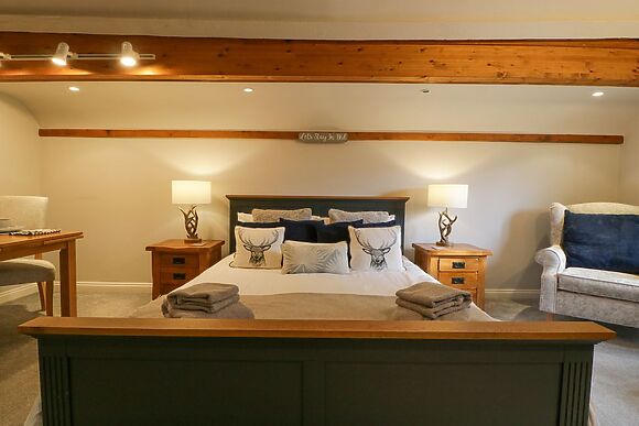 The Coach House Apartment