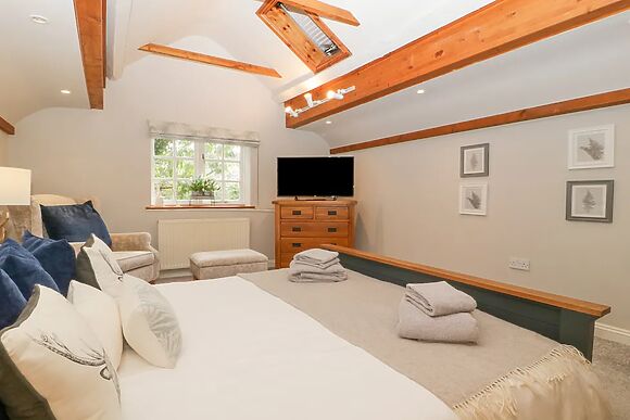 The Coach House Apartment