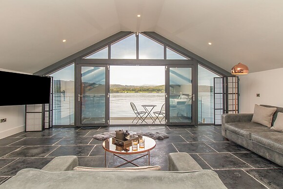 Gisburn Forest Lodge