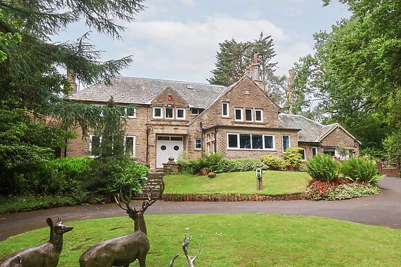 Raincliffe Manor