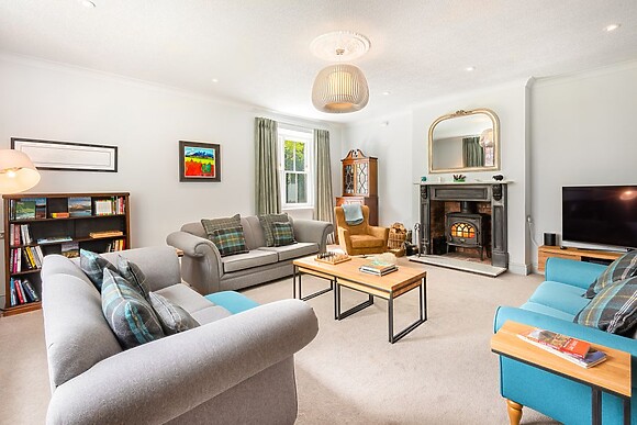 Hilltop At Hawkshead Hill