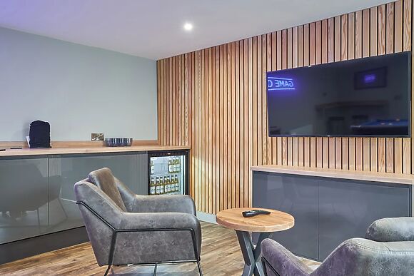 Upper Sheriff's Place