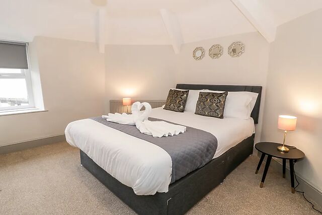 Rose Suite