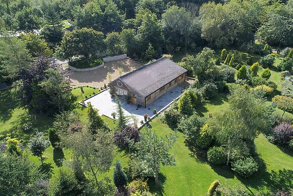 Ladycroft Barn