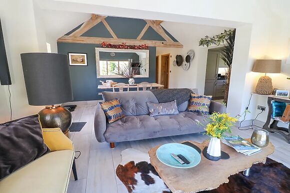Ladycroft Barn