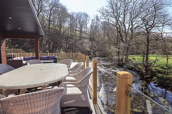 Jinnyspinner Lodge