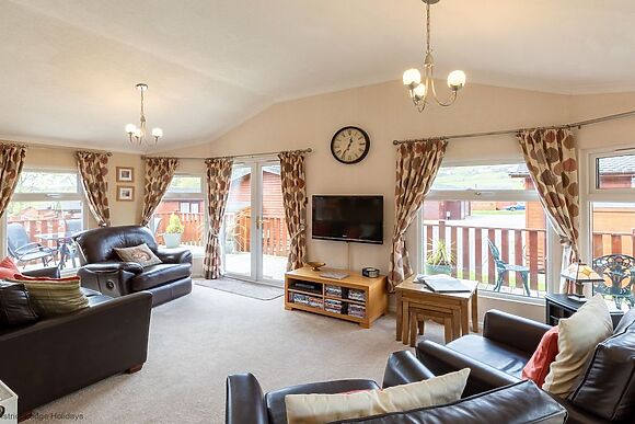 Hideaway Lodge