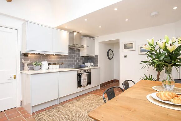 Bwthyn Siliwen (old Bath House)