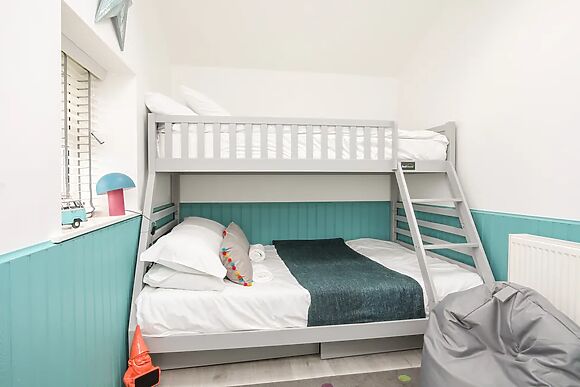 Bwthyn Siliwen (old Bath House)