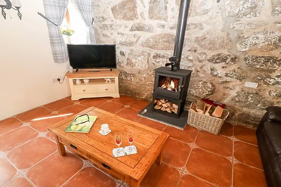 Bwthyn Siop Pencaerau