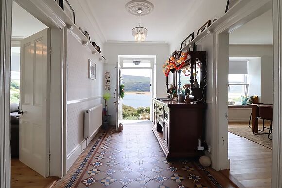 5 Porkington Terrace